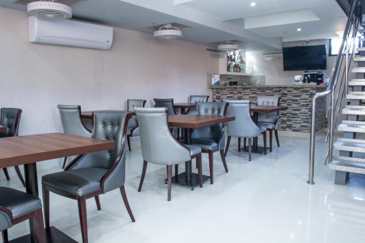 Malecon Premium Rooms & Hotel Santo Domingo Bagian luar foto